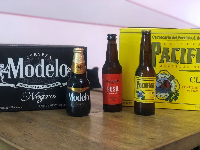 Pacifico Clara & Modelo Negra